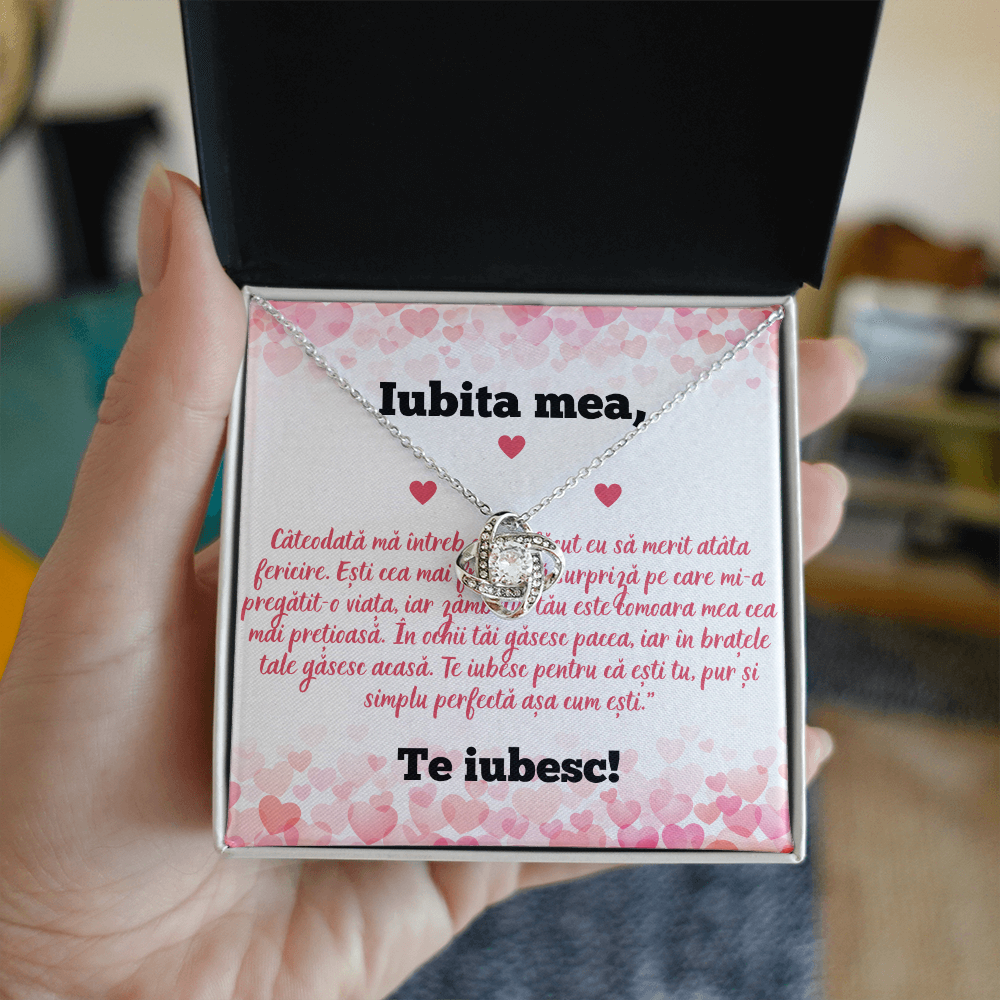 Gift for Girlfriend – Forever Love Knot Necklace